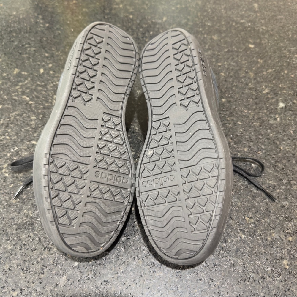 Adidas VI Court Women's Black Sneakers - Picture 3 of 6